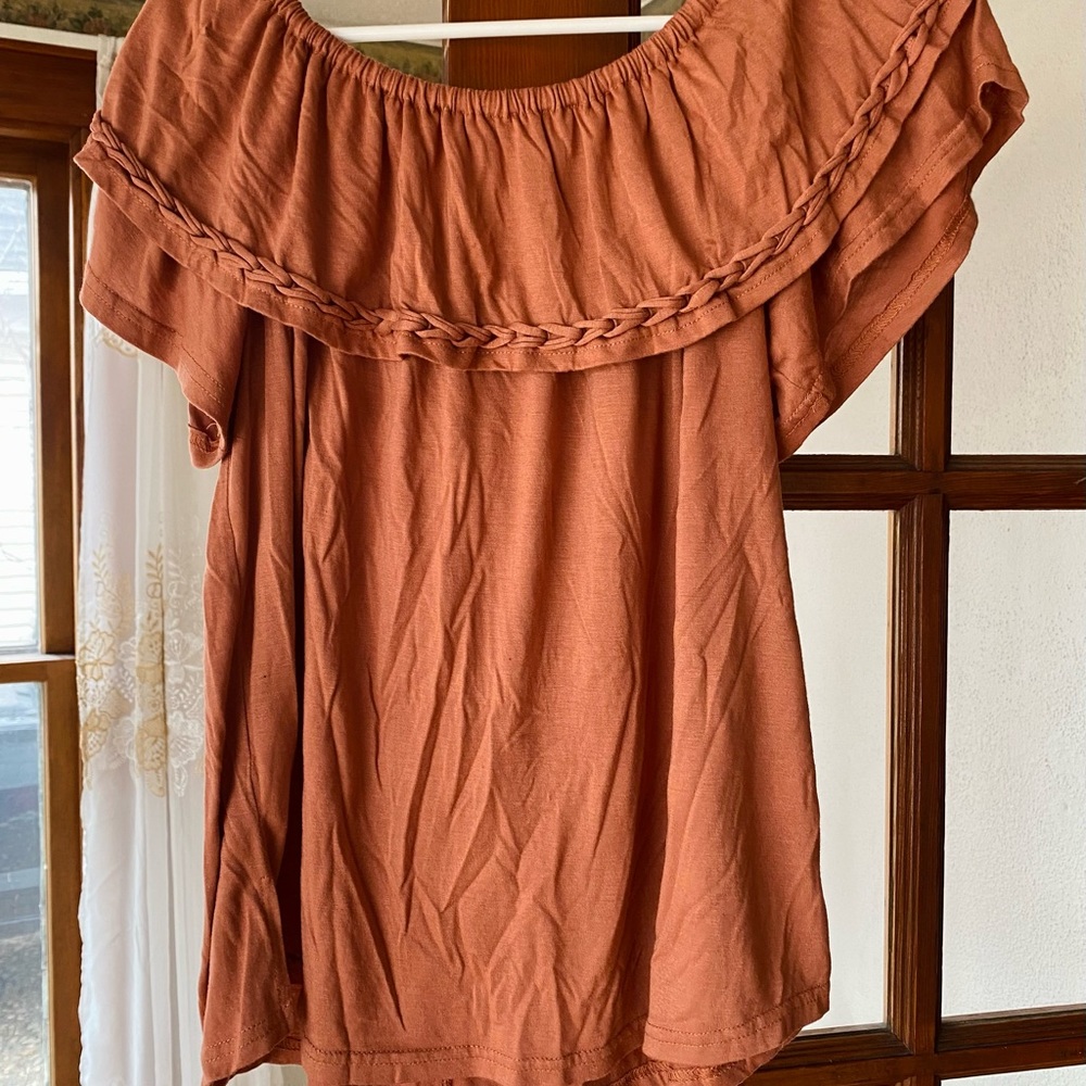 PinkBlush Maternity off the shoulder top. Size XL
